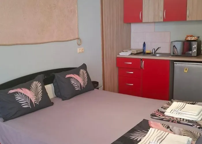 студио релакс, Apartment Aheloy