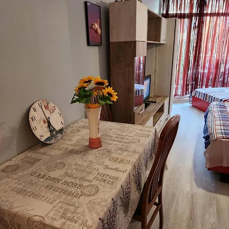 شقة студио релакс, أهيلوي