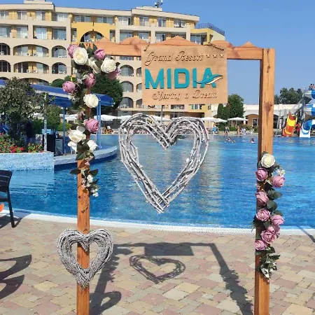 Apartman студио релакс, Aheloj